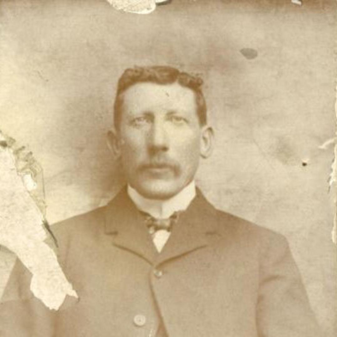 William Samuel Flinders (1853 - 1932) Profile